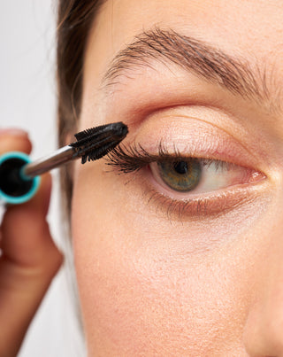 Orphica XL UP Mascara für mehr Volumen, Schwung und Verlängerung - 2